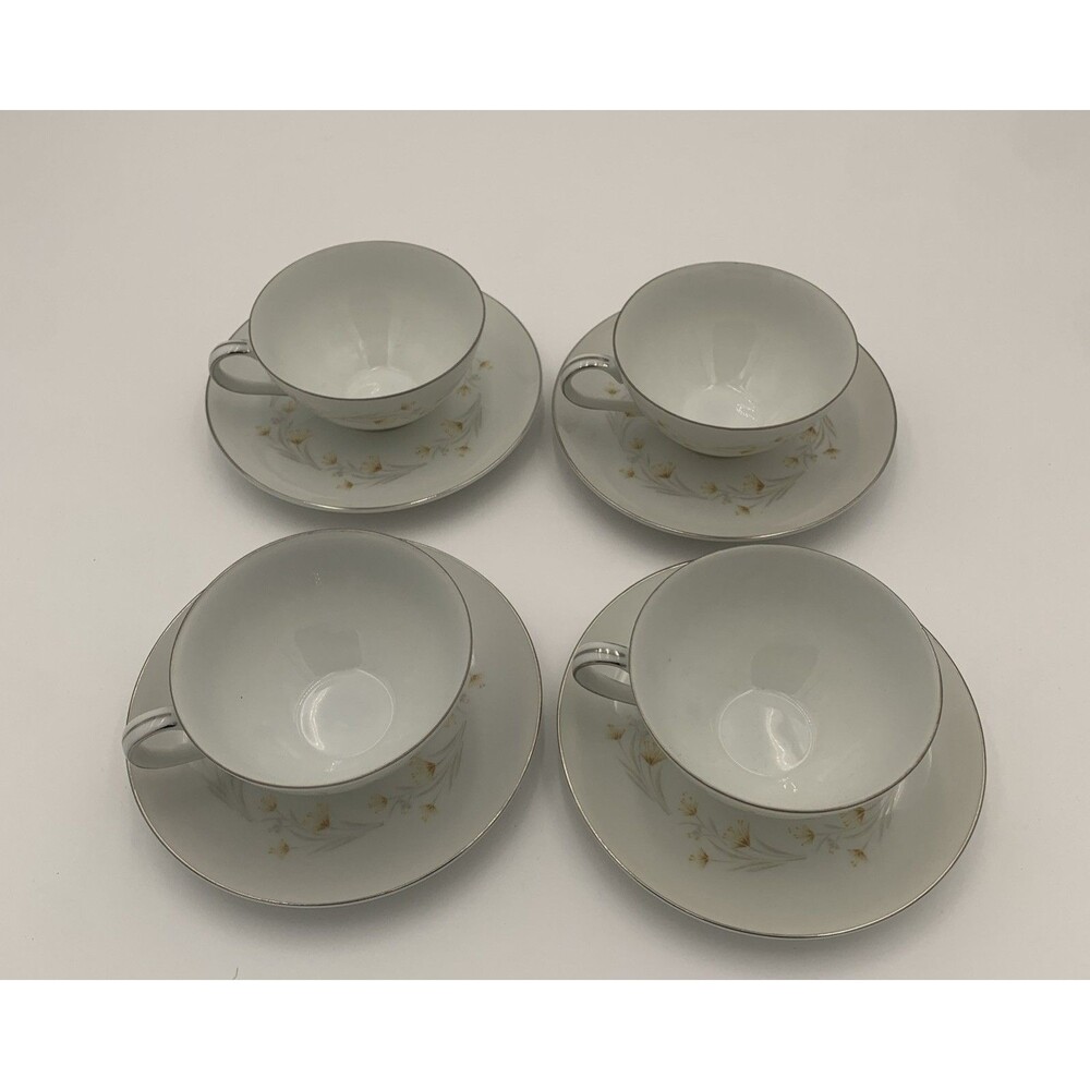 Summit fine china Japan Dream Cup and Saucer Set of 4.